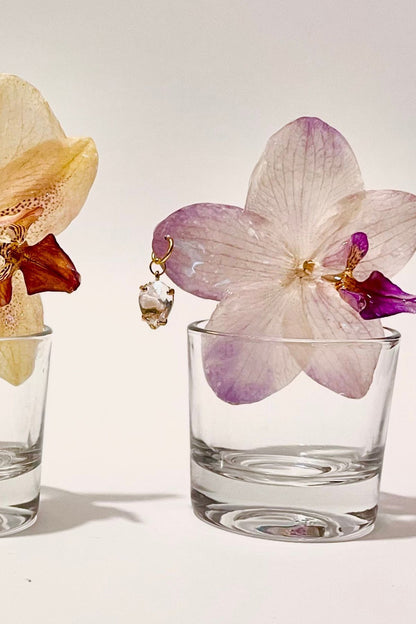 Pendientes Bali orquídea natural blanca