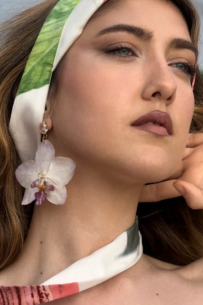 Pendientes Bali orquídea natural blanca