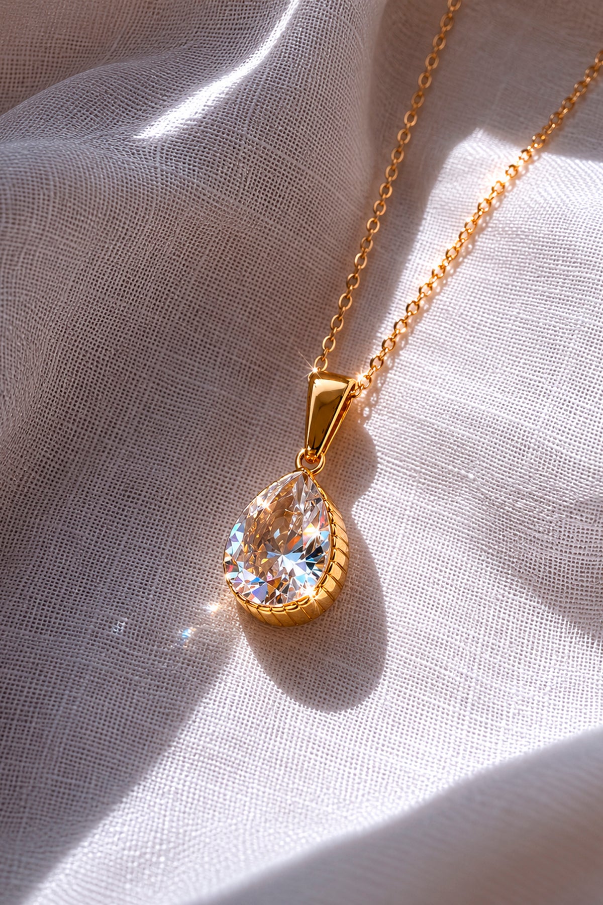 Collar Montecarlo Zirconita Baño de Oro